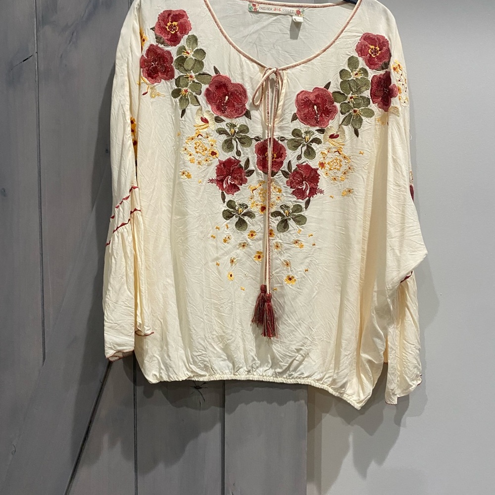 Chelsea & Violet top